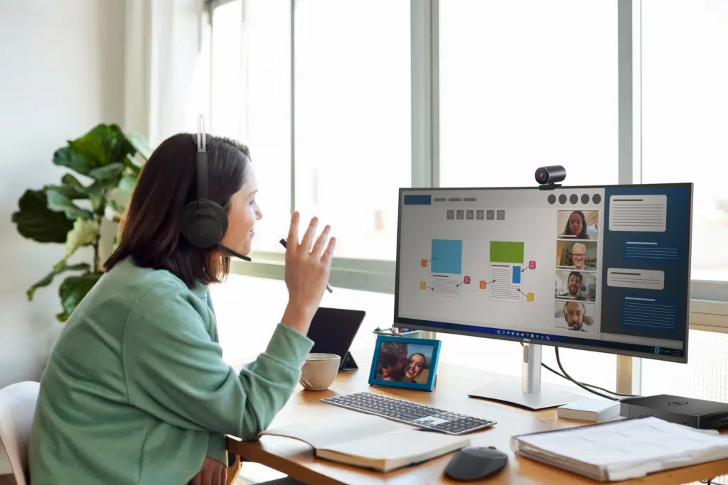 Dell lança desktops e notebooks com ia na mwc 2024 Recursos como prosupport suite e prosupport suite oferecem soluções em ia aos usuários. Imagem: dell