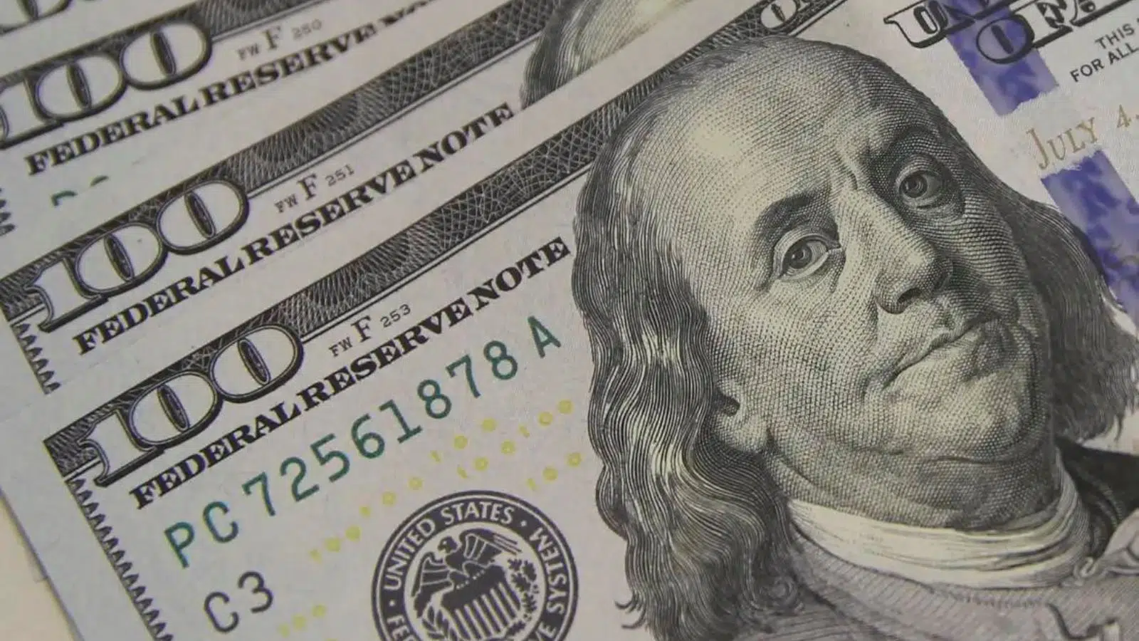 100 dollar bills