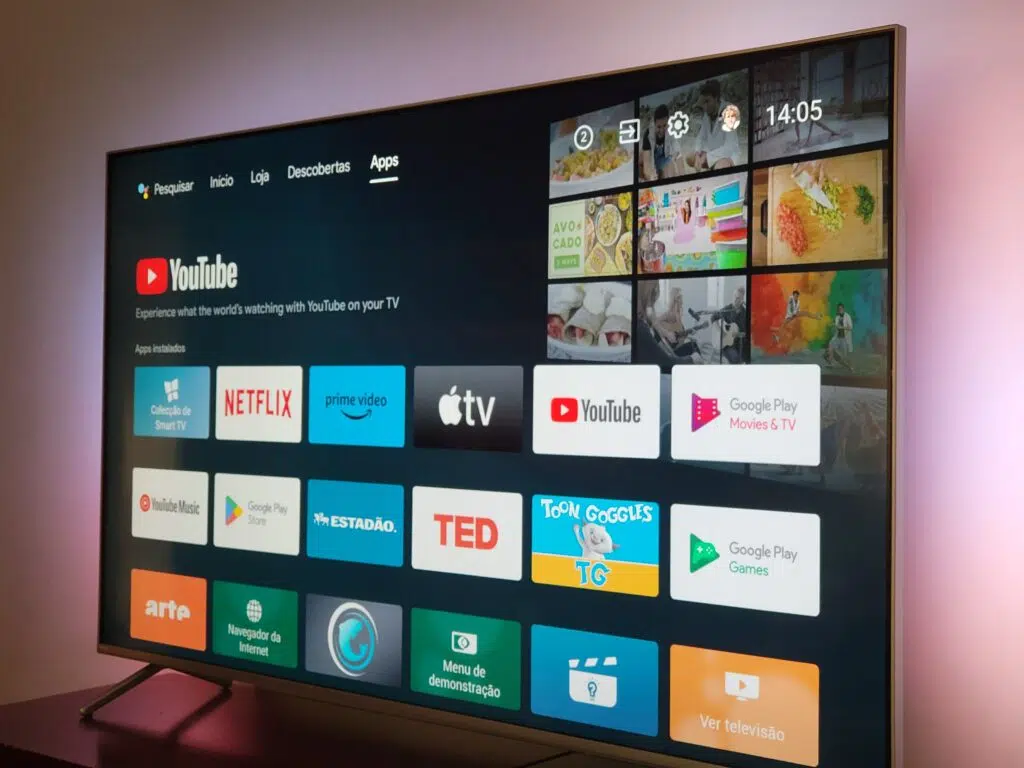 Review: smart tv philips pug8807 é a android tv 4k com um show de luzes Review: smart tv philips pug8807 é a android tv 4k com um show de luzes. Com exclusiva tecnologia ambilight, a pug8807 se destaca também pelos 120hz de taxa de atualização de tela. Vem conhecer mais dessa tv