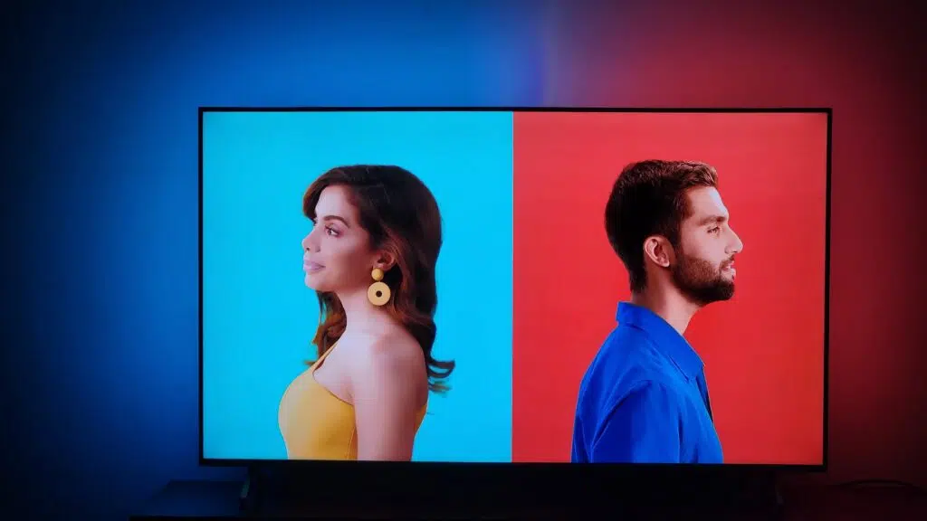 Review: smart tv philips pug8807 é a android tv 4k com um show de luzes Review: smart tv philips pug8807 é a android tv 4k com um show de luzes. Com exclusiva tecnologia ambilight, a pug8807 se destaca também pelos 120hz de taxa de atualização de tela. Vem conhecer mais dessa tv