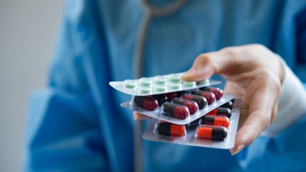 Medicamentos a base de aspirina são proibidos em casos de suspeita de dengue.