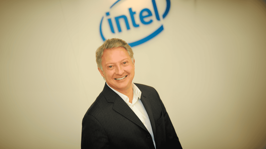 Intel fala sobre fabricação de processadores no brasil e desafios internacionais Fernando loureiro, diretor executivo de relações governamentais da intel na américa latina