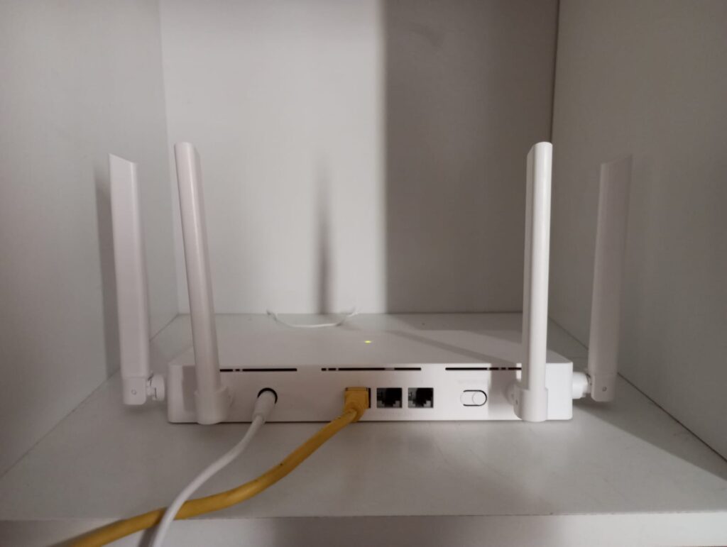 Roteador huawei wi-fi ax2