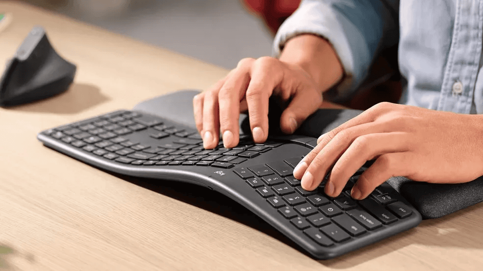 Melhores teclados para pc e mac Melhores teclados para pc e mac. Pensando em comprar um novo teclado para seu computador? O showmetech reuniu as melhores opções e o que você deve considerar na hora da compra