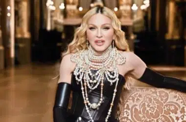 عرض مادونا إيتاو