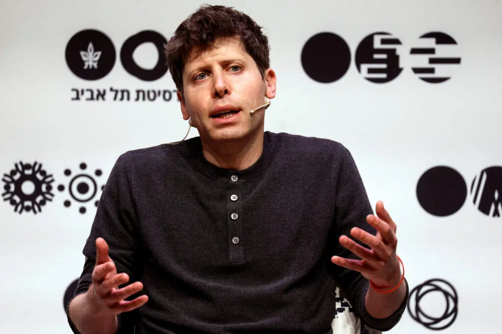 Openai responde elon musk e diz que bilionário mentiu em processo Sam altman, ceo of microsoft-backed openai and chatgpt creator speaks during a talk at tel aviv university in tel aviv