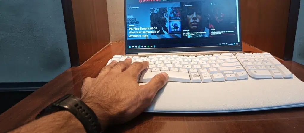 Bewertung: Die Logitech-Wave-Keys-Tastatur bietet Komfort und Funktionalität Tastatur mit Logitech-Unterstützung aus der Ergo-Serie