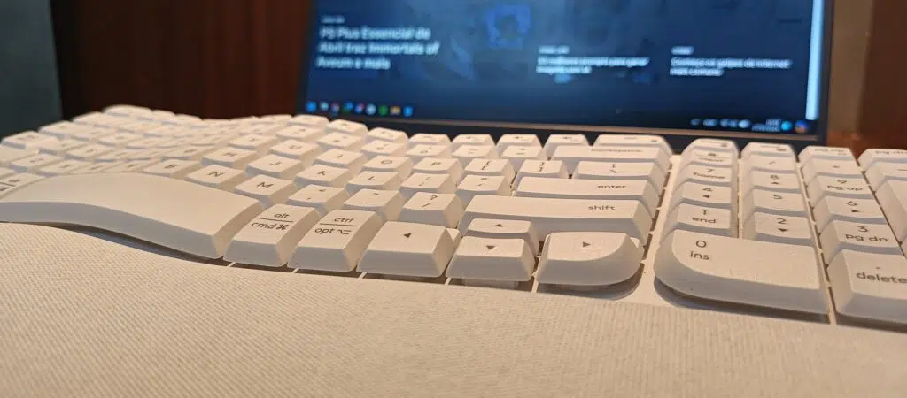 Bewertung: Die Logitech-Wave-Keys-Tastatur bietet Komfort und Funktionalität Wellentasten Tastaturtasten