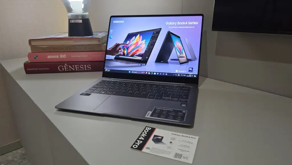 Review: galaxy book4 pro é um ultrabook que combina luxo, potência e ai Review: galaxy book4 pro é um ultrabook que combina luxo, potência e ai. Notebook com processador para ia chega para entregar alto desempenho e tem leve melhora em sua bateria. Mas será que isso é suficiente?