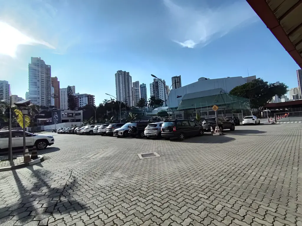 Review: galaxy m55 surpreende pelo armazenamento e fotos em ambientes escuros Foto panorâmica do galaxy m55. (foto: reprodução/enzo sapio monello/showmetech)