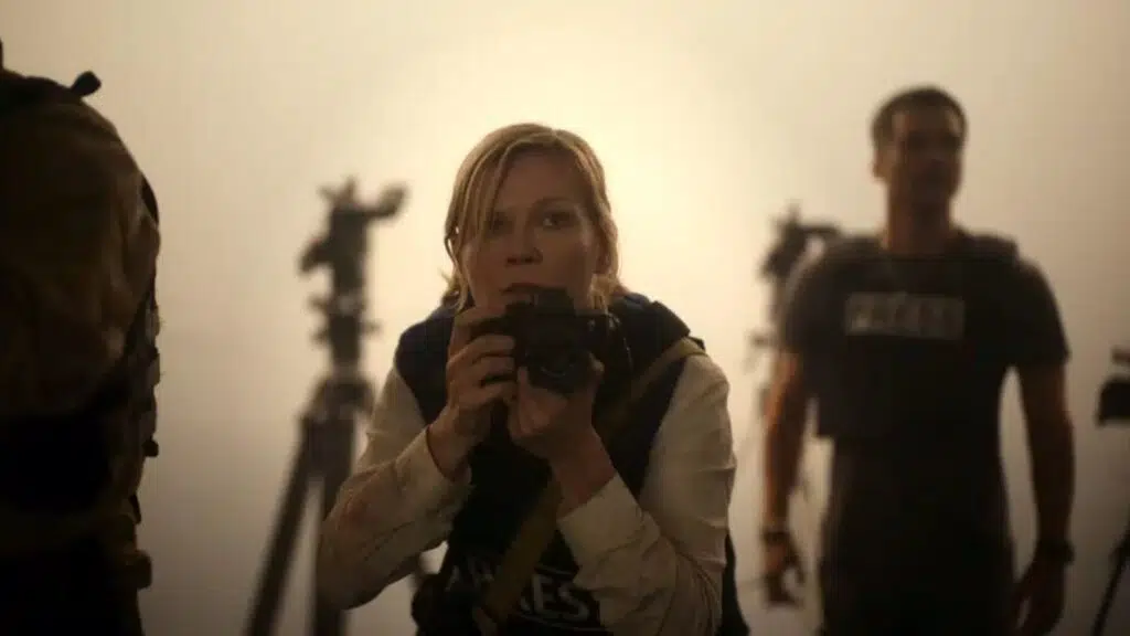 Crítica: guerra civil é uma carta de amor ao jornalismo e à democracia, no tempo e na hora certos Cena de guerra civil. (foto: reprodução/a24/diamond films)