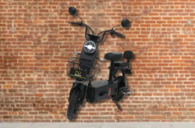 Bike elétrica sustentável com design moderno e bateria de longa duração, ideal para mobilidade urbana.