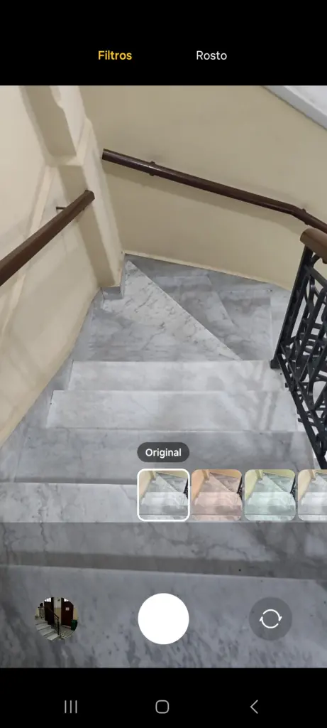 Review: galaxy m55 surpreende pelo armazenamento e fotos em ambientes escuros Modos de filtros na câmera traseira do m55. (foto: reprodução/enzo sapio monello/showmetech)