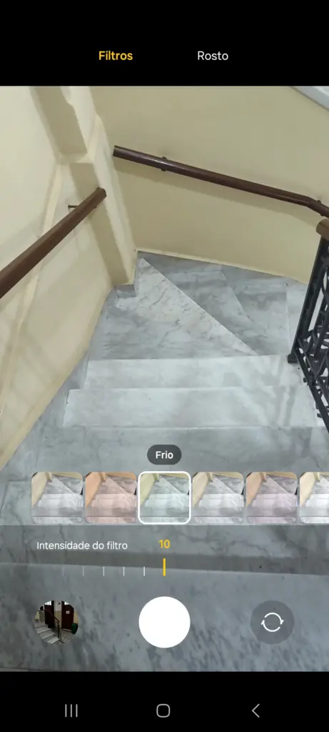 Review: galaxy m55 surpreende pelo armazenamento e fotos em ambientes escuros Modos de filtros na câmera traseira do m55. (foto: reprodução/enzo sapio monello/showmetech)