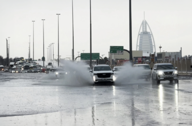 Dubai é inundada após tempestade