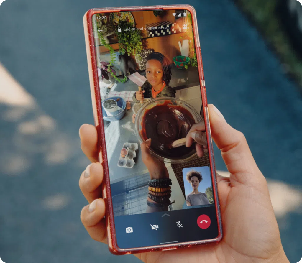 Óculos da meta agora deixa você compartilhar o que está vendo no whatsapp Agora será possível realizar chamada de vídeo no whatsapp com óculos inteligente. Imagem: meta