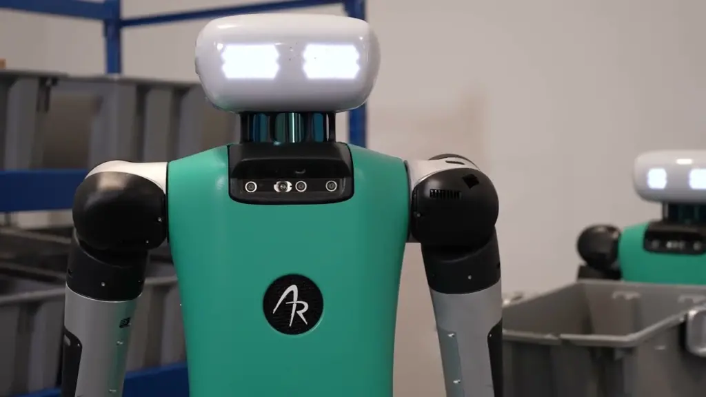 A Agility Robotics está estabelecendo uma fábrica no Oregon para produção em massa do Digit, com capacidade de até 10.000 unidades anualmente 