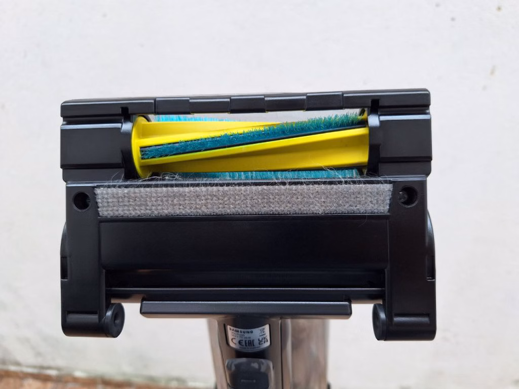 Review: aspirador de pó samsung jet 65 pet é versátil e fácil de usar Acessório pet tool para o aspirador jet 65 pet