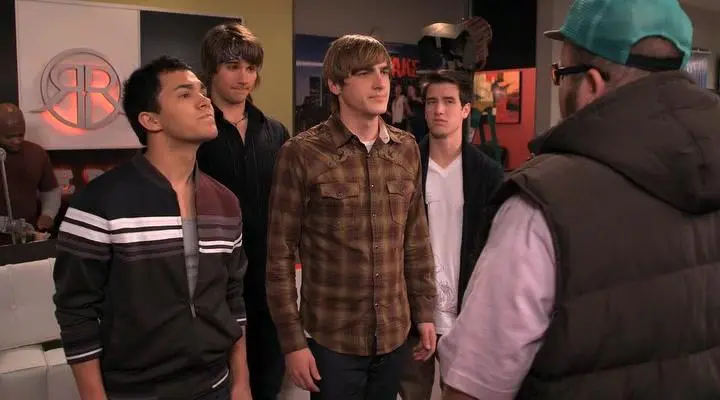 Understand the controversies behind Nickelodeon Scene from the series big time rush (image: imdb)