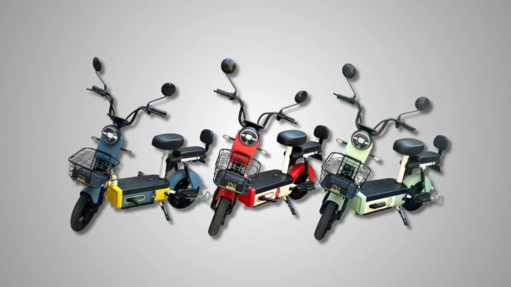 Sepetli 3 boyutlu elektrikli bisikletler, modern tasarım, sürdürülebilirlik, yenilikçi kentsel ulaşım.