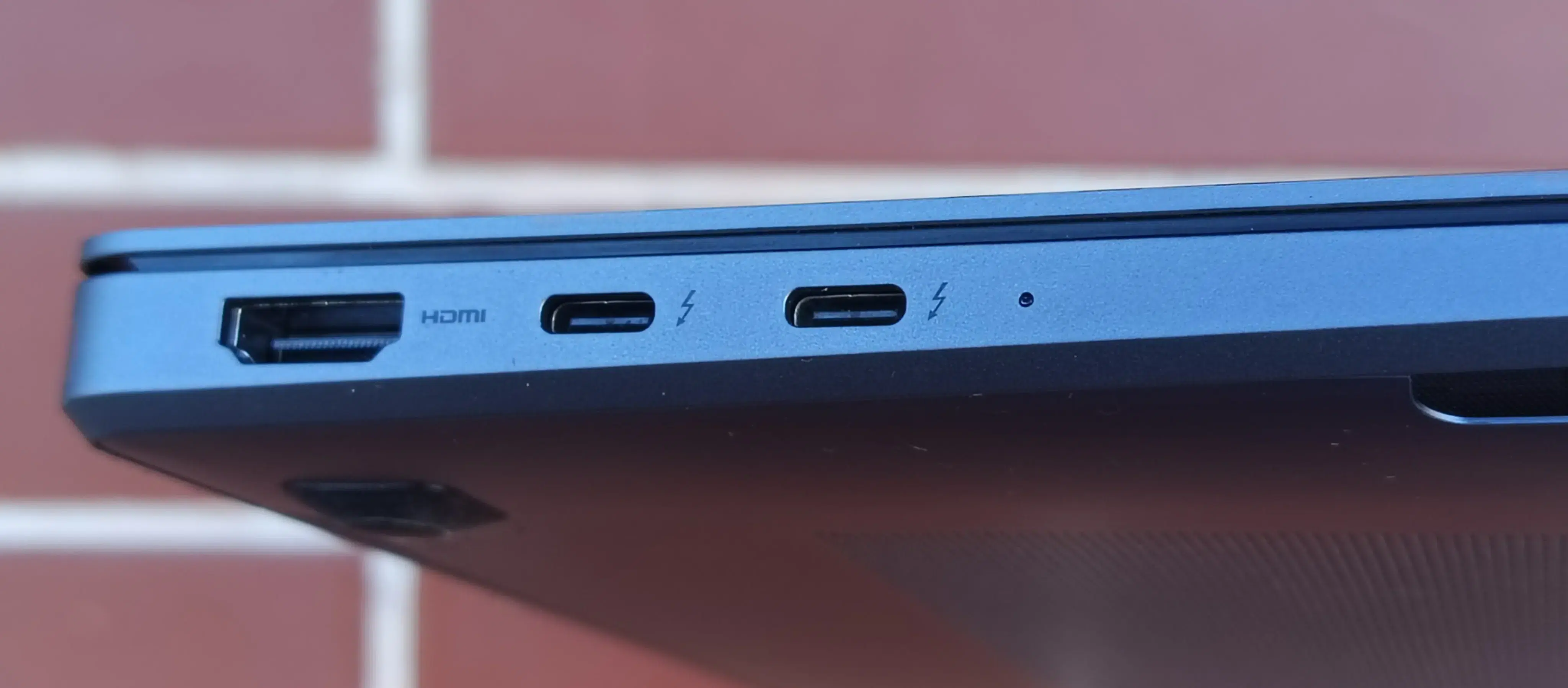 Review: galaxy book4 ultra tem alto desempenho com ia, sem deixar elegância de lado Review: galaxy book4 ultra tem alto desempenho com ia, sem deixar elegância de lado. Notebook tem alto desempenho, com boa tela e bateria para mais de seis horas, mas seu preço inicial pode ser um problema para algumas pessoas. Veja mais: