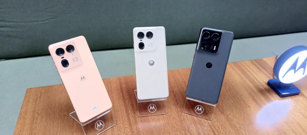 Moto edge 50 ultra chega com ia ao brasil por r$ 5. 999 Moto edge 50 ultra chega com ia ao brasil por r$ 5. 999. Concorrente direto do galaxy s24 ultra e iphone 15, smartphone premium tem inteligência artificial para melhorar fotos e vídeos