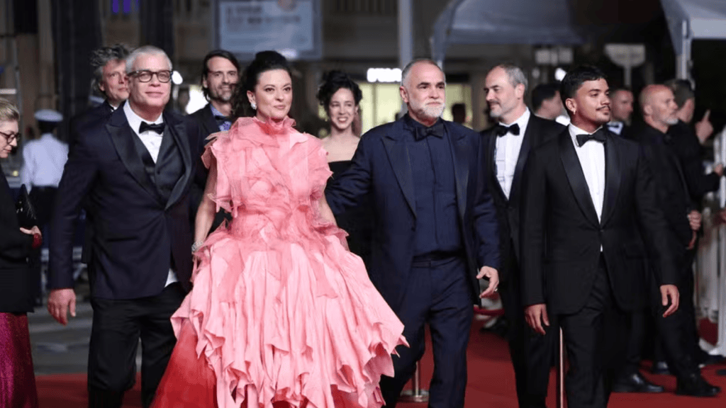 مصير الموتيل: الفيلم البرازيلي يحظى بـ 12 دقيقة من التصفيق في مهرجان كان البرازيل في كان.