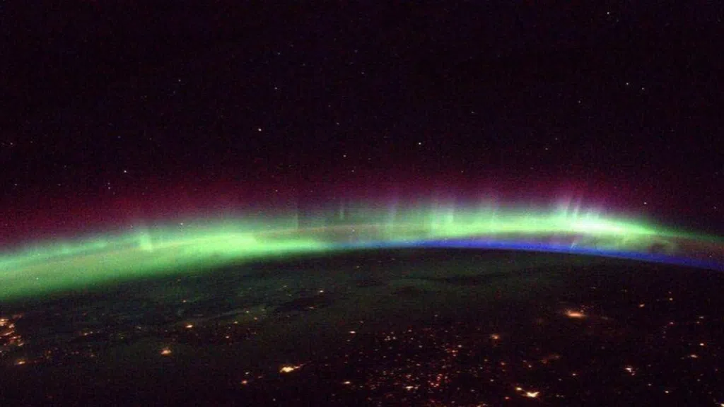 Veja as melhores imagens das auroras boreais ao redor do mundo Auroras boreais podem ser vistas ao redor do mundo.