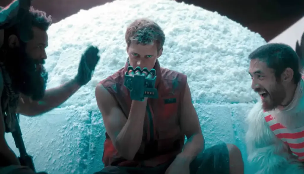 Crítica: boy kills world é o filme trash de ação que precisávamos (e não sabíamos) Boy kills world cena do filme