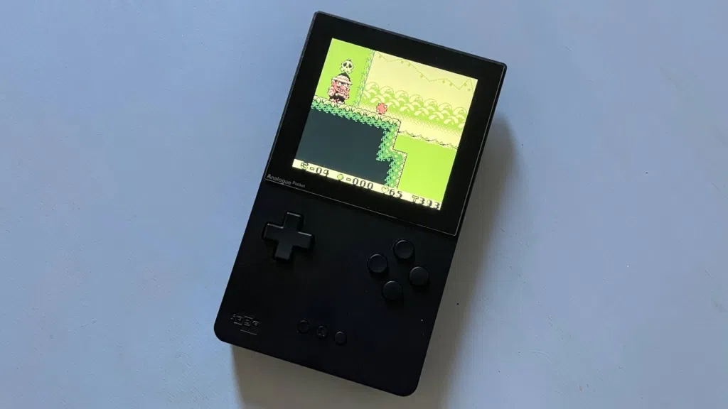 Melhores consoles portáteis de pc e videogame para comprar já Pixel art handheld console em design retrô para jogos clássicos portáteis.