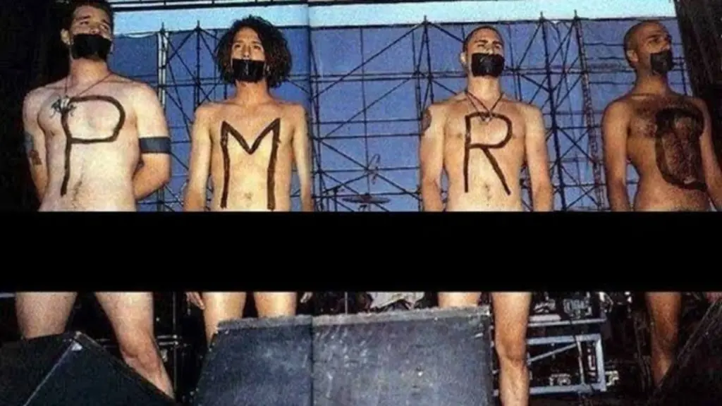 Crítica: the story of lollapalooza é um documentário sensacional que narra a história do festival Crítica: the story of lollapalooza é um documentário sensacional que narra a história do festival. Disponível no paramount+, o documentário explora a importância cultural do festival ao longo de mais de 30 anos