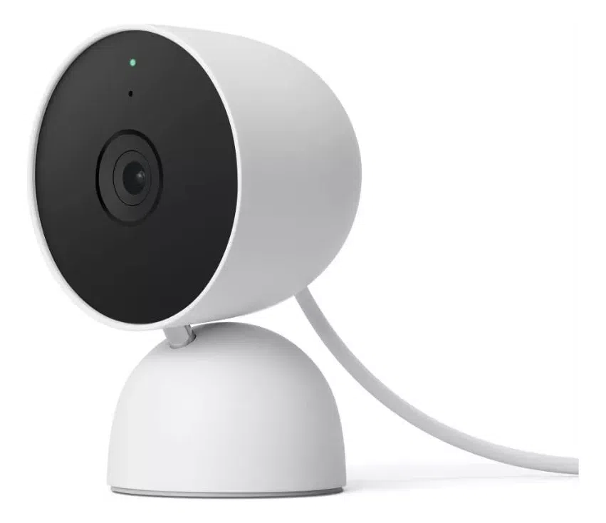 Cos'è Samsung SmartThings? Scopri come utilizzare L'immagine mostra una videocamera per interni Google Nest Cam.