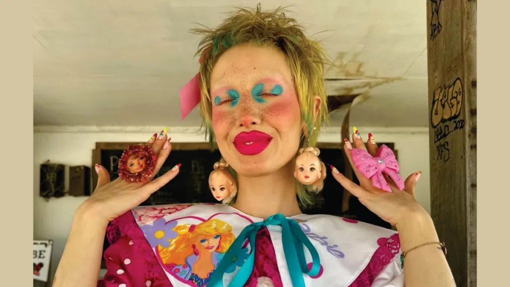 30 subculturas e comunidades inusitadas que fazem sucesso Explorando o mundo através das cores e da excentricidade do clowncore