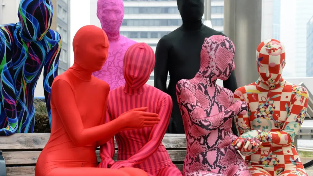 30 sottoculture e comunità insolite che hanno successo Esplorare le identità nascoste: l'affascinante mondo di Zentai