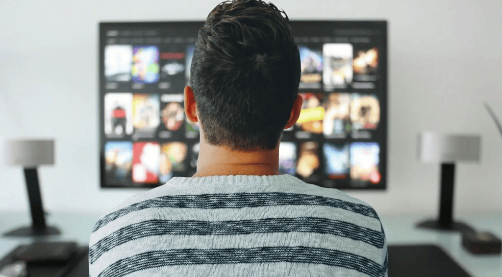 Brasileiros gastam r$ 1. 416 por ano com assinaturas e streaming. Veja como economizar. O relatório assinaturas 2024 revela o gasto médio dos brasileiros com serviços online e alerta que 32% não utilizam o que assinam. Veja como reduzir seus gastos e evitar desperdícios