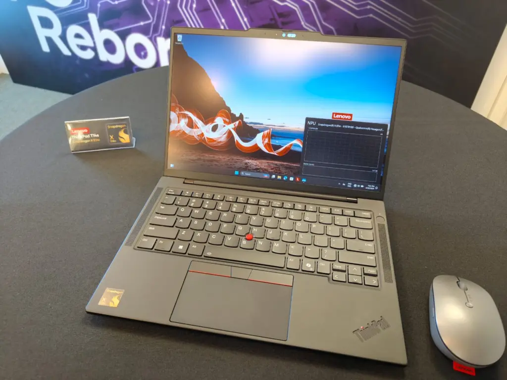 Lenovo lança yoga slim 7x e thinkpad t14s no brasil com snapdragon x elite e bateria de até 30 horas Modelo de notebook windows on arm da lenovo
