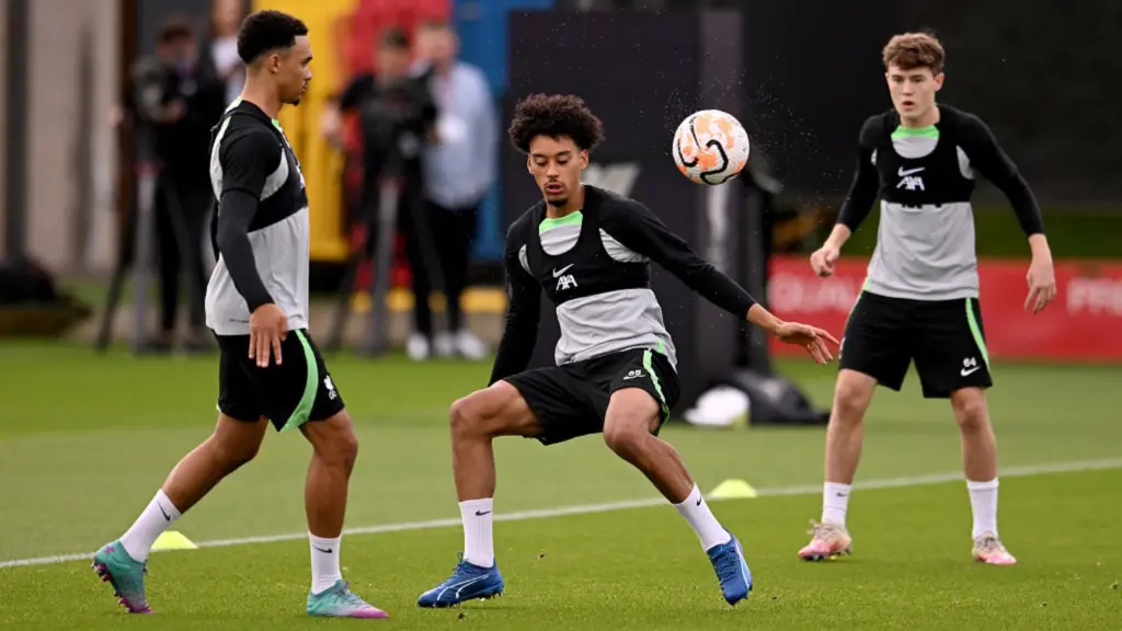 Hur artificiell intelligens i fotboll kan hjälpa lag i deras sökande efter nästa stjärna Liverpool lagträning