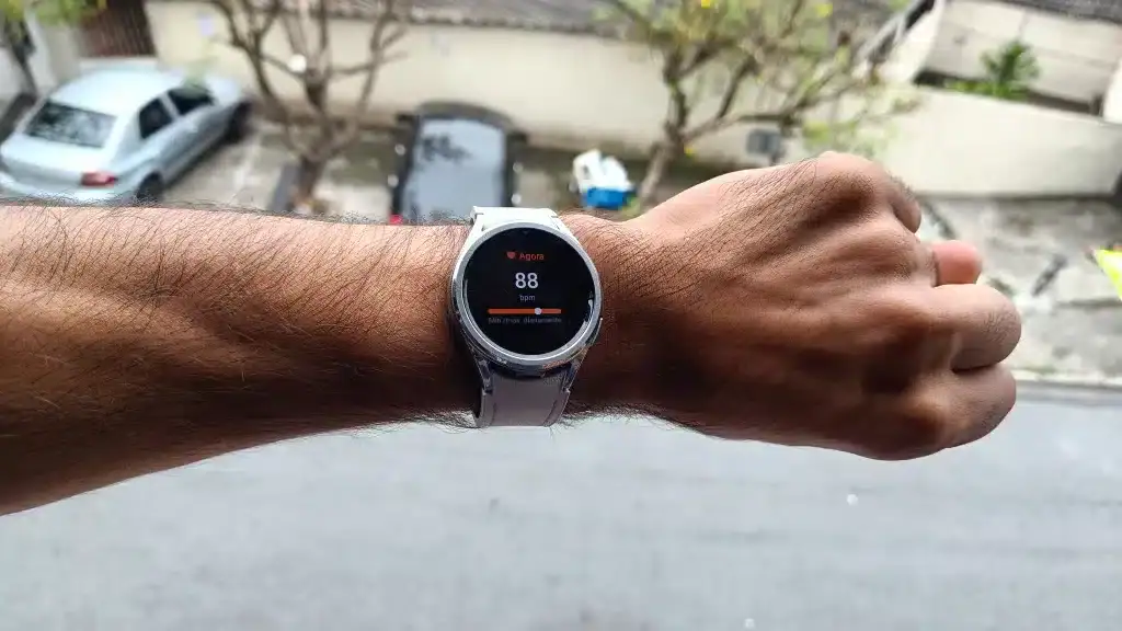 14 Jetsons-Technologien, die heute üblich sind 14 Jetson-Technologien, die heute üblich sind. The Jetsons ist eine Zeichentrickserie aus den 60er Jahren, die für die Zeit ihrer Entstehung viele eigenartige und absurde Technologien zeigt. Für jeden, der in den 90er oder 2000er Jahren geboren wurde, sind einige von ihnen jedoch sehr alltägliche Gegenstände und Ideen für Ihren Alltag.