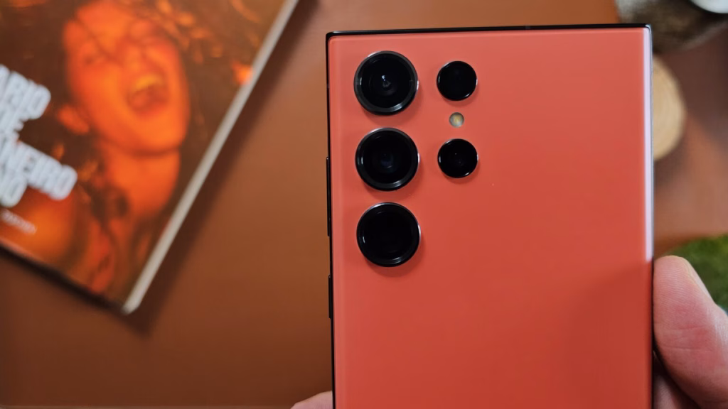 Preço histórico: promoção do galaxy s23 ultra por r$ 3. 999 Câmeras traseiras do galaxy s23 ultra