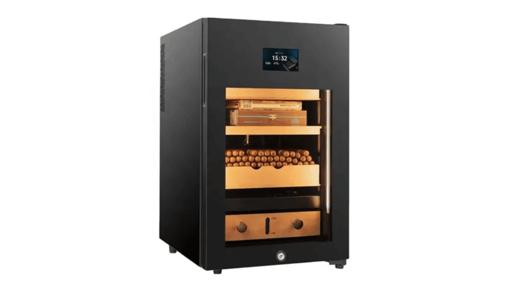 Produtos de refrigeração da candor são destaque na eletrolar show 2024 Refrigerador cw-70h marcou presença na eletrolar show 2024.