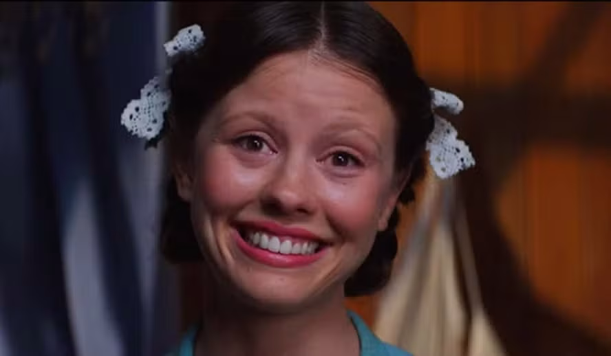 Crítica: maxxxine tentou homenagear o gênero do terror, mas só decepcionou Crítica: maxxxine tentou homenagear o gênero do terror, mas só decepcionou. O filme de terror maxxxine, sequência de “x” e "pearl”, estreia dia 11 de julho nos cinemas, mas nós já assistimos! Confira nossa crítica ao novo lançamento da a24: