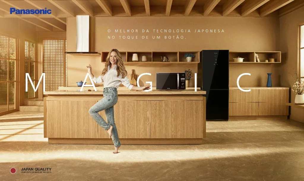 Panasonic lança novas geladeiras e secador que hidrata cabelos com tecnologia nanoe Nova campanha da panasonic para promover geladeiras bb64 e bb65