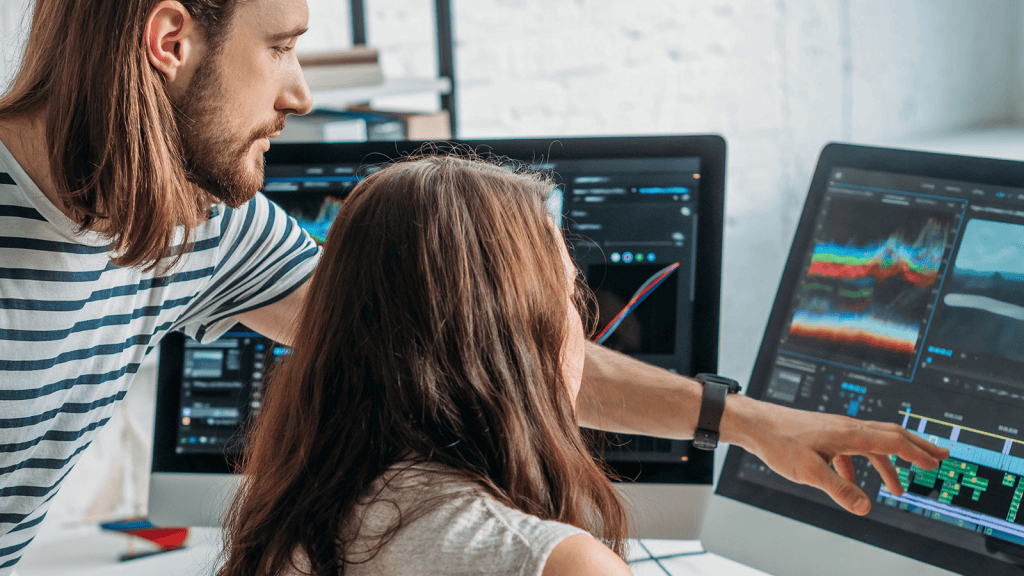 Câmera de smartphone com lente leica, tecnologia avançada para fotos de alta qualidade.