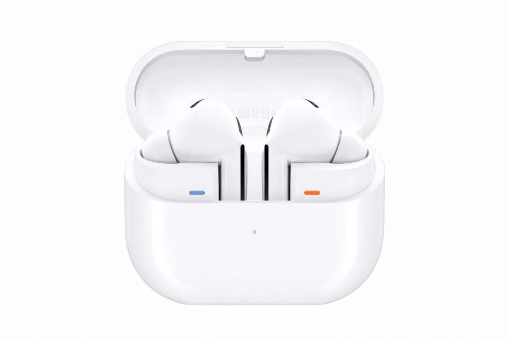 Qual escolher? Galaxy buds3 ou galaxy buds3 pro? Case dos galaxy buds3 pro aberto