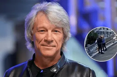 Homem de cabelo grisalho, famoso na tv, com fundo urbano e detalhe de casal na ponte.