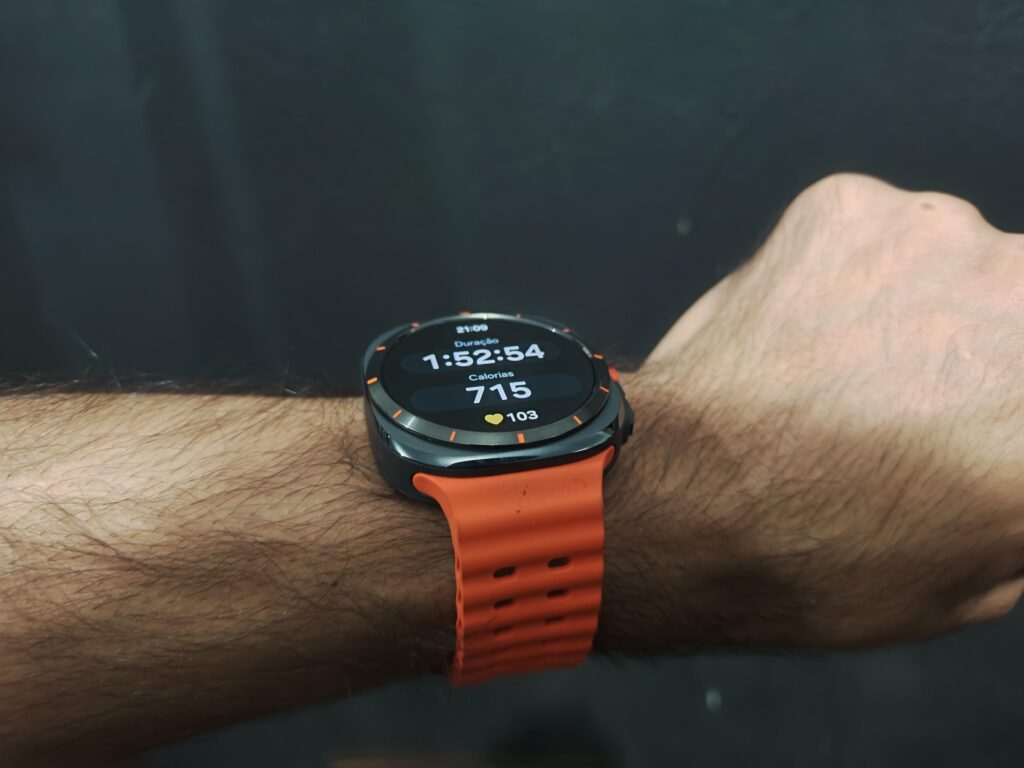 Review: galaxy watch ultra tem ótima bateria e monitoramento premium Tela do galaxy watch ultra