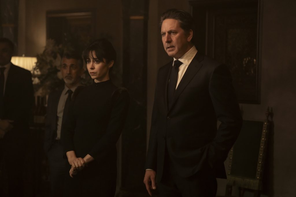 Рецензия: Пингвин s01e02: лазутчик София и Лука Фальконе в фильме «Пингвин»