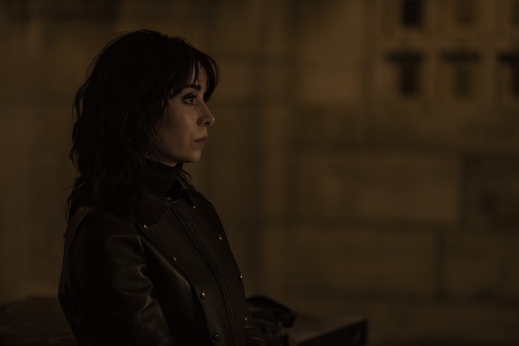 Рецензия: Пингвин s01e02: лазутчик Кристин Милиоти в роли Софии Фальконе в фильме «Пингвин»