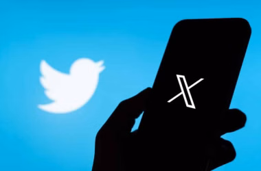 1. Twitter bloqueado no celular com símbolo de silêncio na tela.