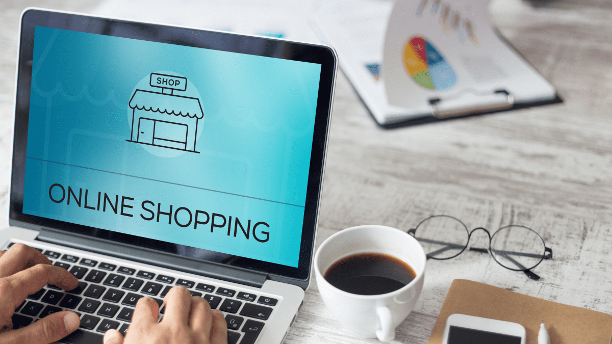 Seu celular ouve o que você fala para mostrar anúncios? Novo estudo indica que sim Dados online são extremamente valiosos para empresas, inclusive para marketing. Imagem: hugpages celular ouve o que você fala